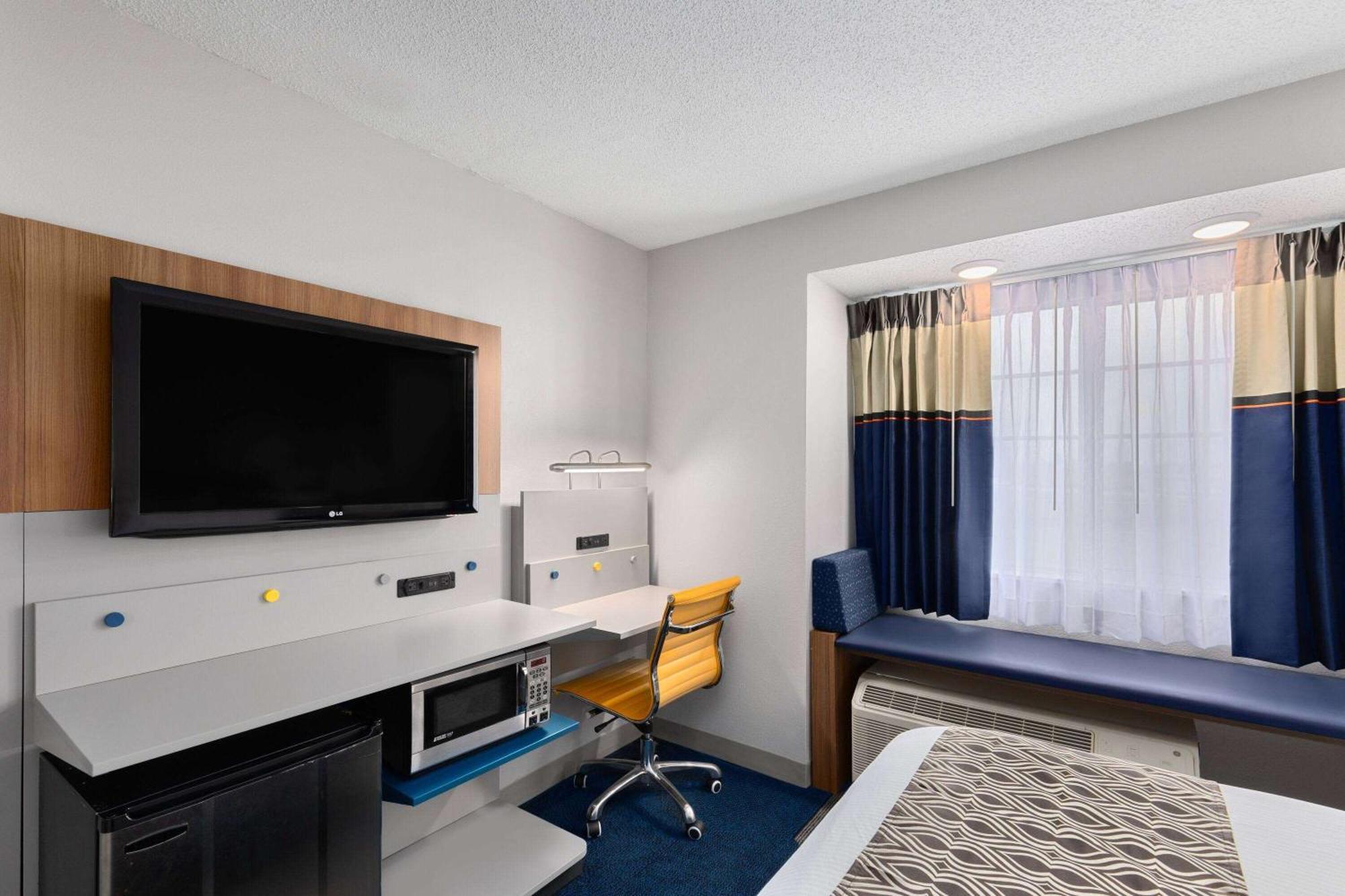 Microtel Inn Bowling Green Ngoại thất bức ảnh
